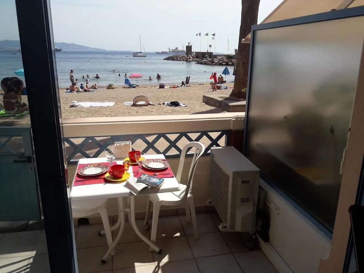 French Riviera 1 Bedroom On The Beach Facing Cannes Théoule-sur-Mer