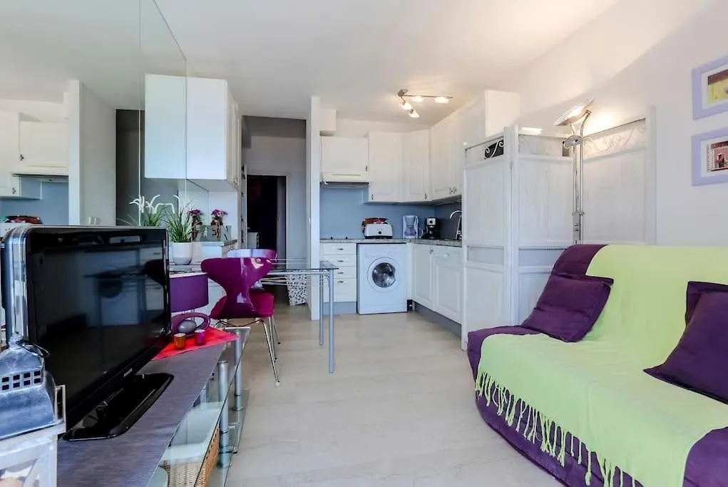 French Riviera 1 Bedroom On The Beach Facing Cannes Théoule-sur-Mer 0*,