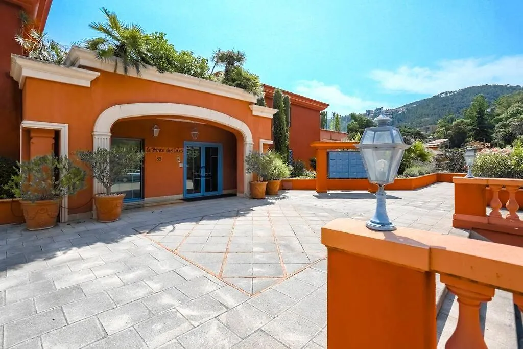 Appartement French Riviera 1 Bedroom On The Beach Facing Cannes Théoule-sur-Mer